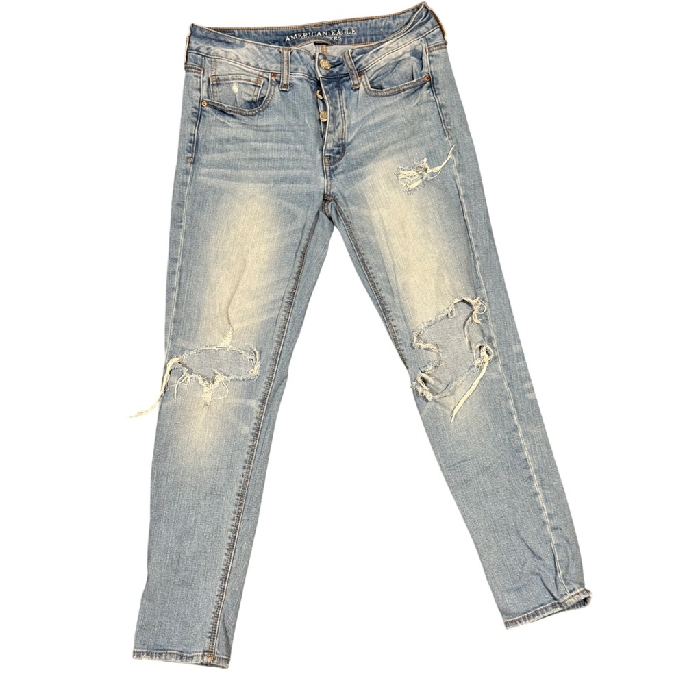American Eagle Tomgirl Jeans Womens 2 Light Wash Excellent Distressed Button Fly